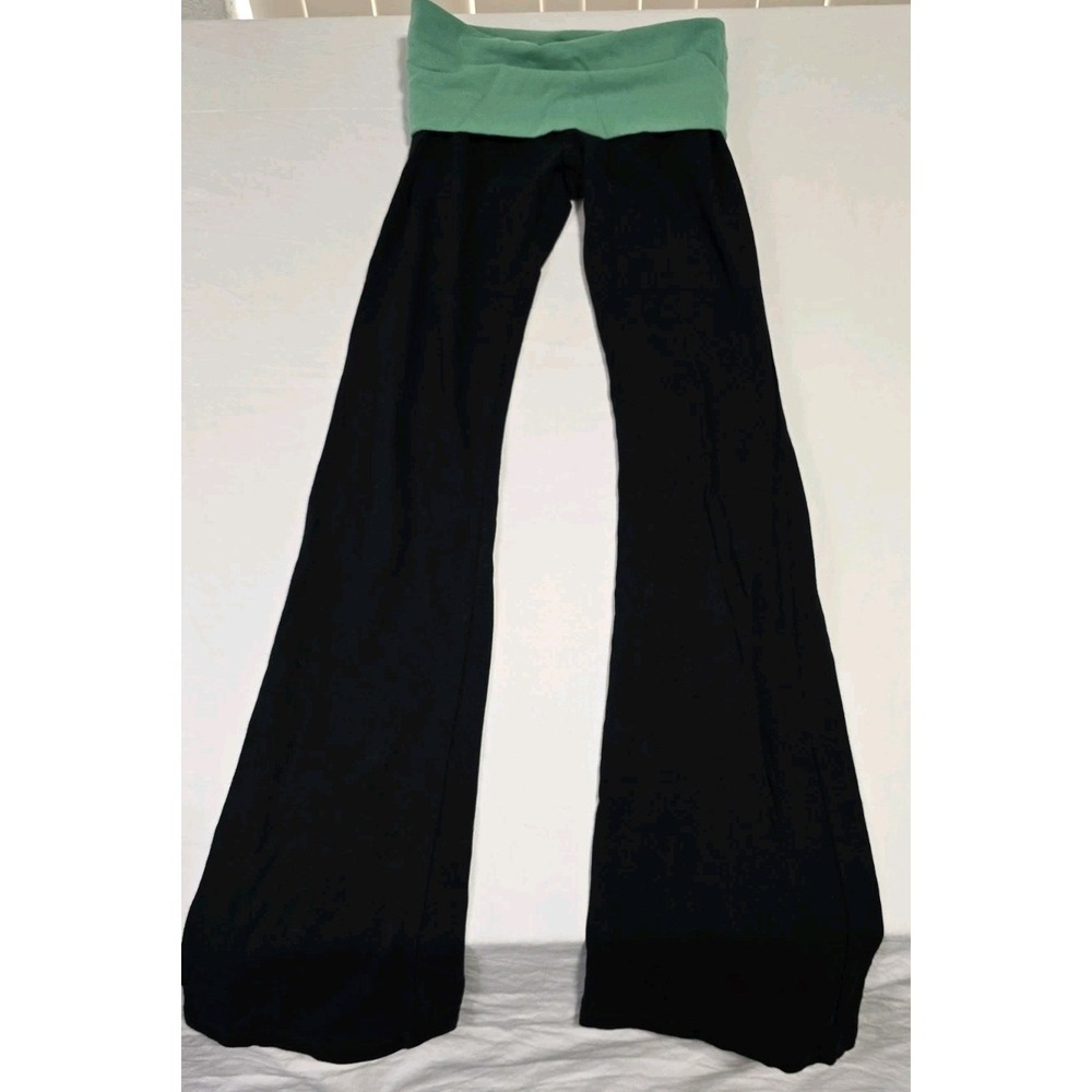 Popular Basics Women's Small Activewear Leggings‎ Green And Black